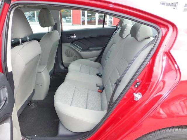 Kia Forte 2014 photo 24